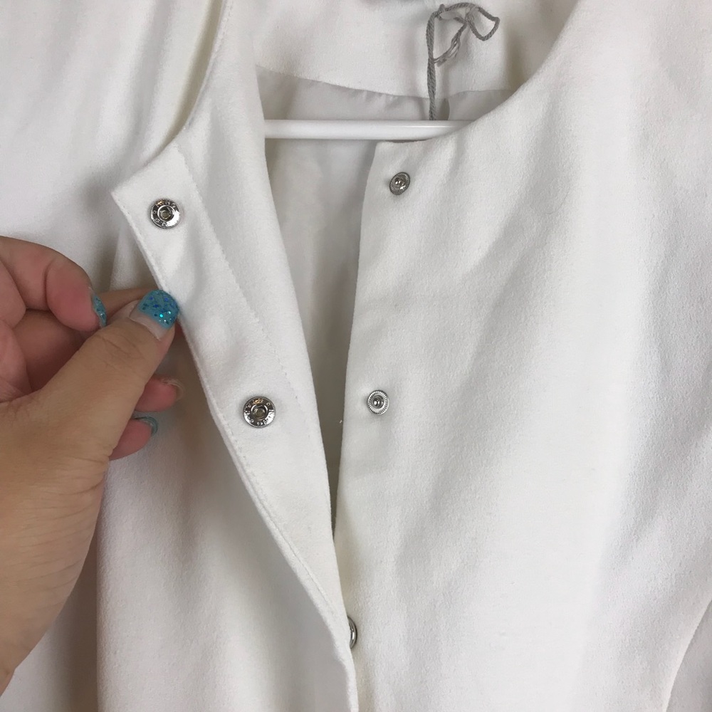 Women’s White Blazer, NWT, Size 4 - Picture 6 of 8